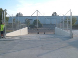 EAST COAST COMMERCIAL FENCING 098